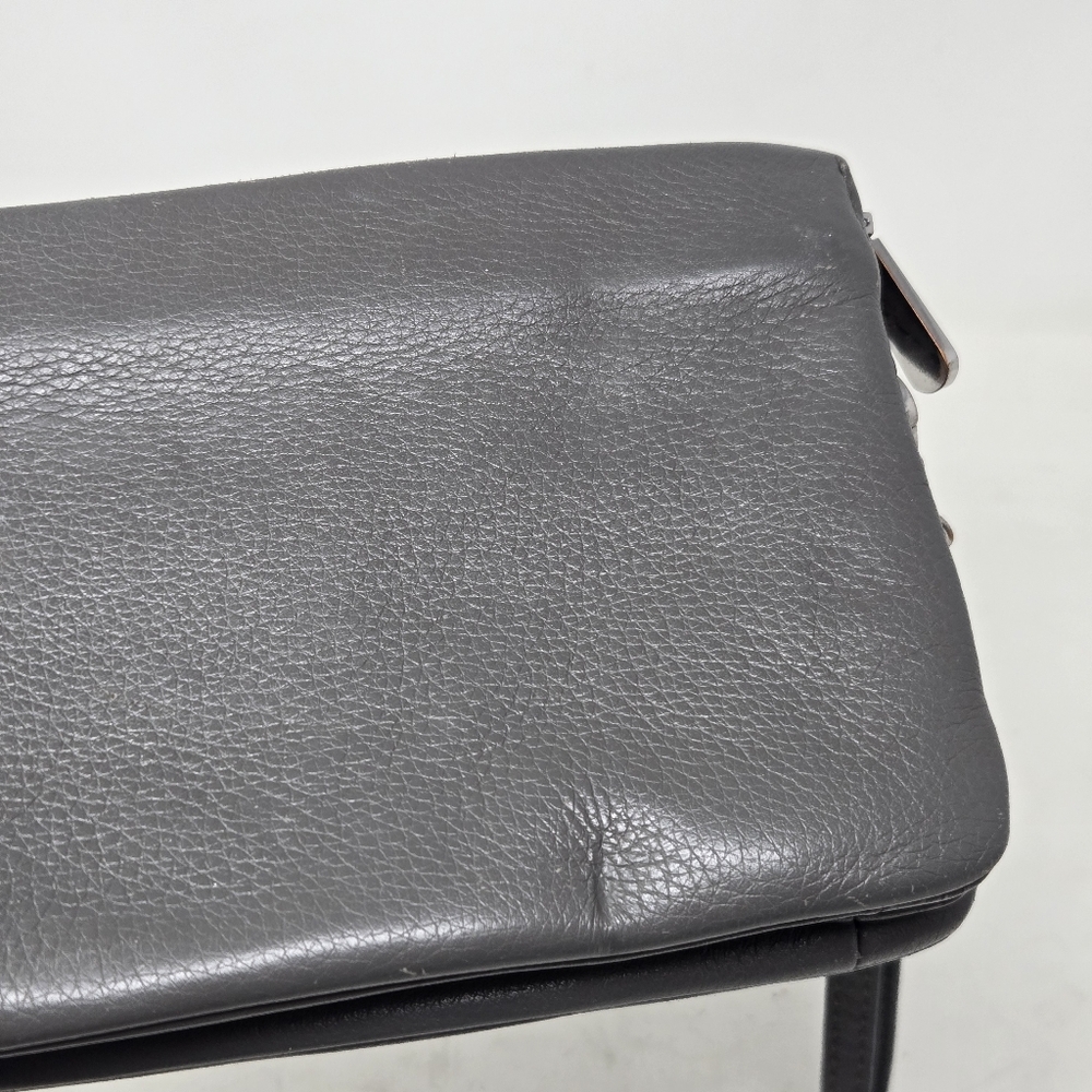 VINCE CAMUTO Pebbled Leather Wristlet Wallet Gray Phone 3 Compartment Zip Top - Picture 12 of 16